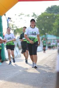 BIB: 
                            <button type="button" onclick="openModal(3652943)" class="btn btn-primary btn-sm float-right btn-popup" data-toggle="modal" data-target=".modal-high-quality">
                        <i class="fas fa-shopping-cart"></i> Add to Cart
                    </button>
                                            <button type="button" onclick="isThisMe(3652943, true)" class="btn btn-success btn-sm float-right btn-popup btn-isme hidden" data-toggle="tooltip" data-placement="bottom" title="นี่คือรูปของคุณใช่ไหม คลิกที่นี่เพื่อเอาเข้าอัลบั้ม">
                        <i class="fas fa-plus"></i> Add to album
                    </button>
                    <button type="button" onclick="isThisMe(3652943, false)" class="btn btn-warning btn-sm float-right btn-popup btn-isnotme hidden">
                        <i class="fas fa-ban"></i> Remove from album
                    </button>